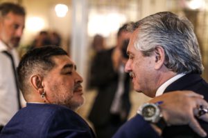 Diego Maradona con Alberto Fernandez