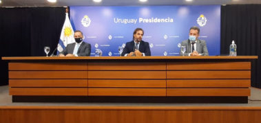 Uruguay: las primeras vacunas llegarán el viernes