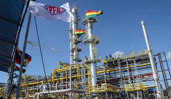 Bolivia busca nuevas normas para explorar petróleo y gas