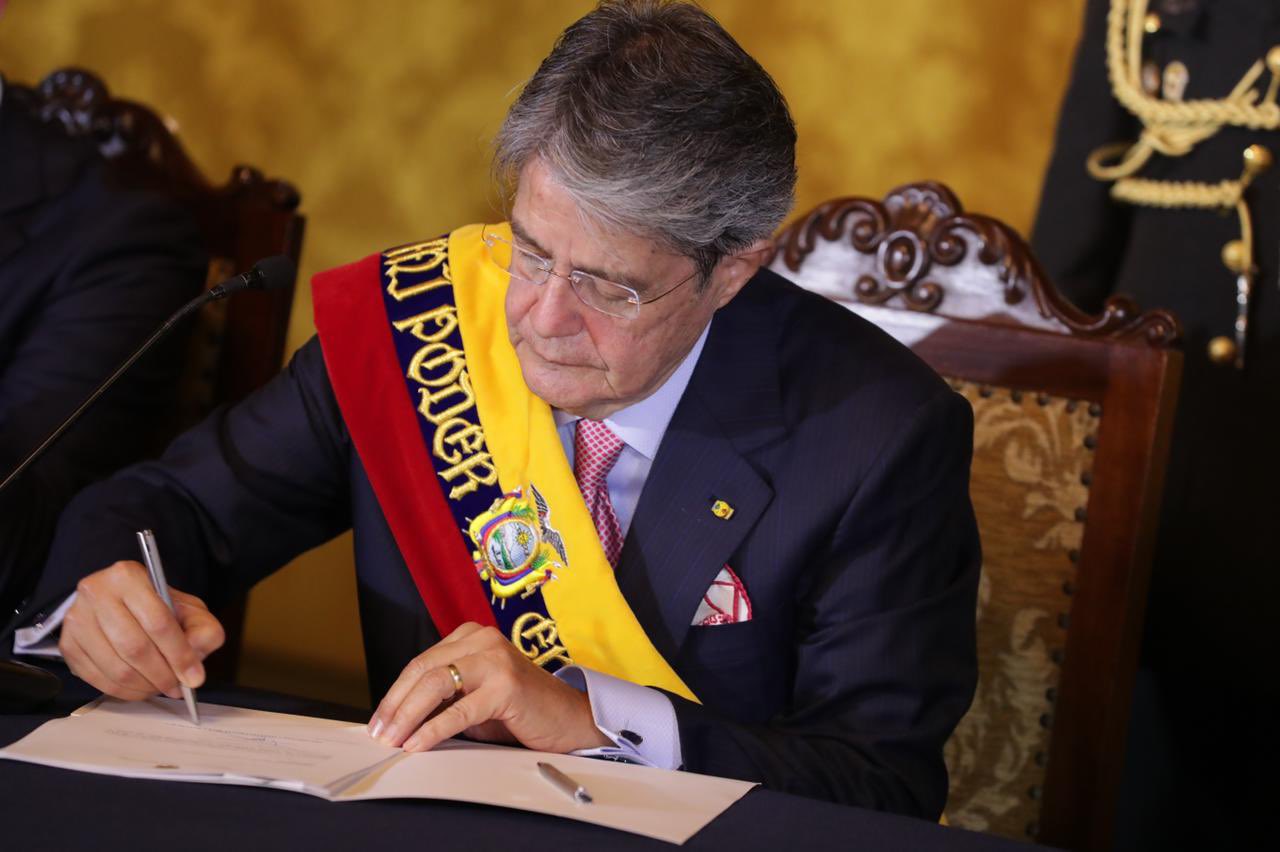 Ecuador: Lasso afirma que afrontará el juicio político
