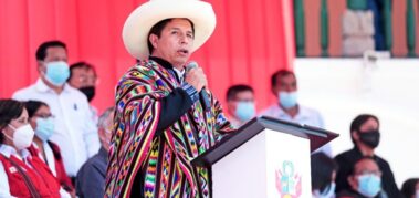 Congreso peruano niega a Castillo su viaje a Colombia