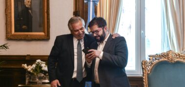 Fernández y Boric reivindican hermandad argentino-chilena