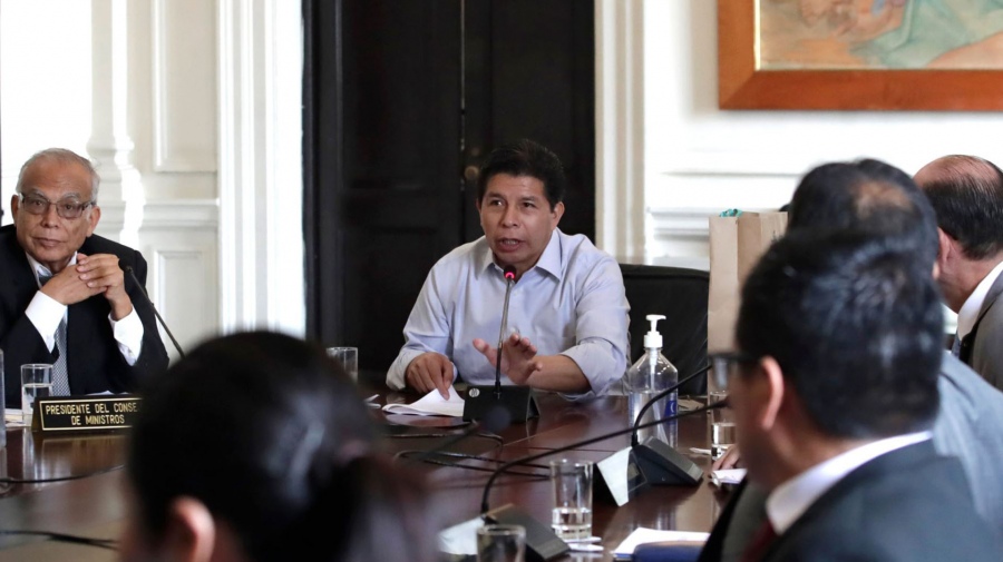 Ofensiva de Fiscalía de Perú contra el presidente Castillo