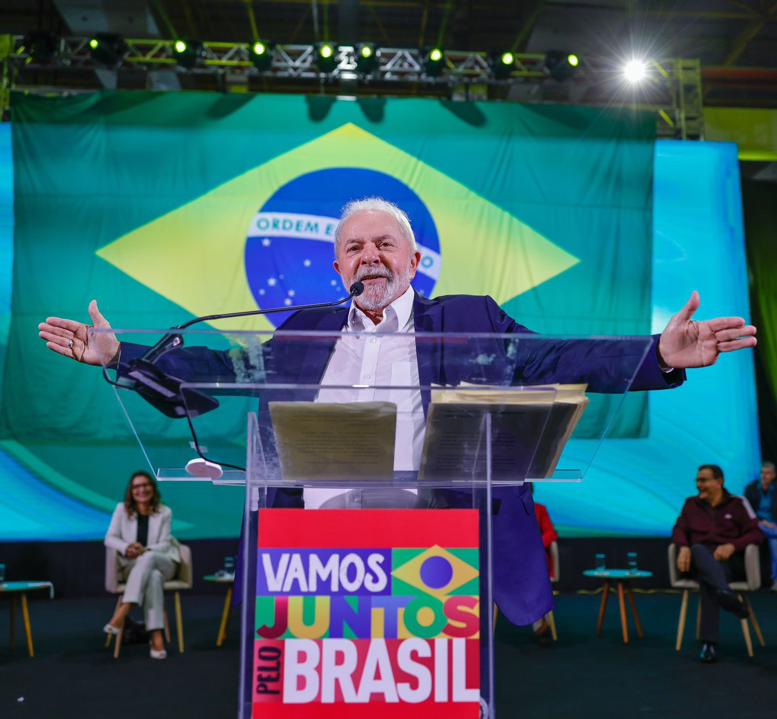Lula se mantiene como favorito para ganar en octubre