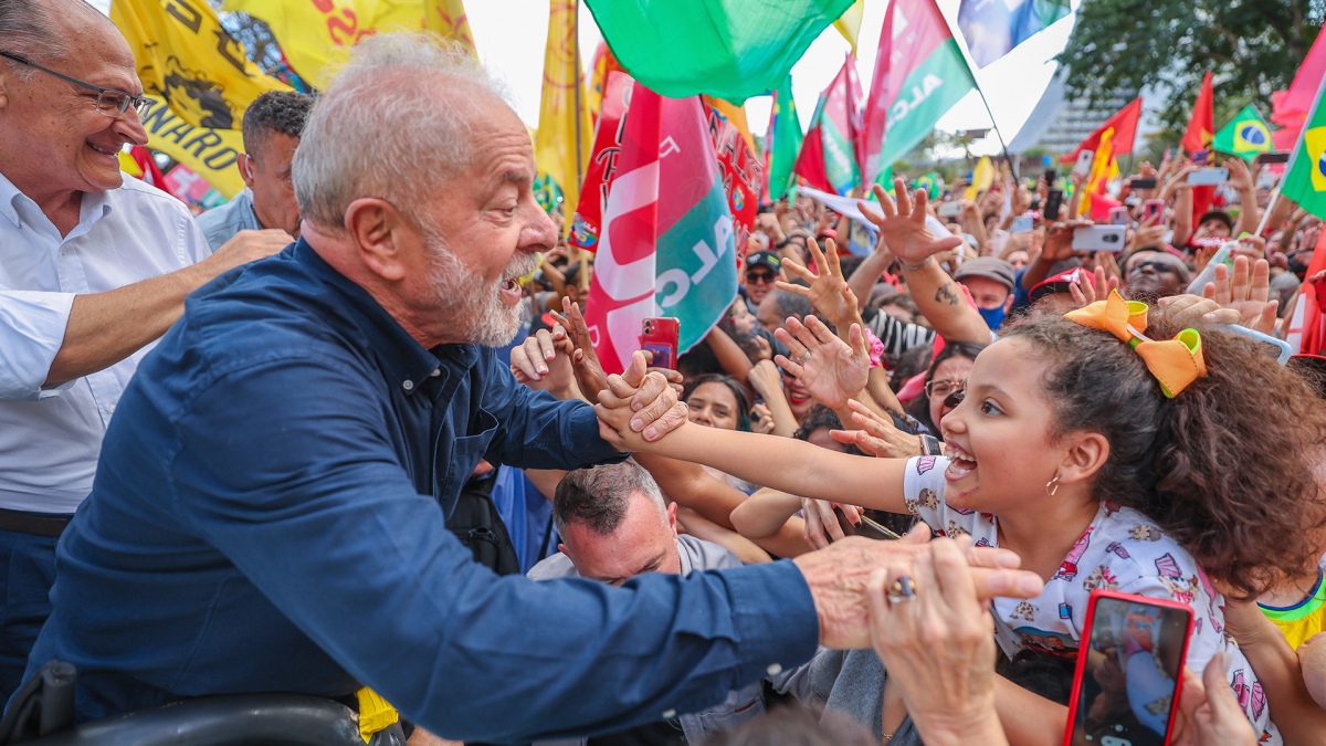 Lula: «Rescatar del hambre a 33 millones de personas»