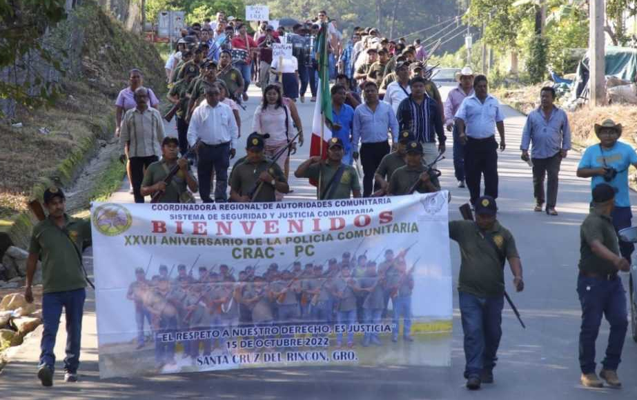 México: policías comunitarios celebran en Guerrero 27 años