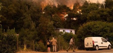 Chile: 24 muertos y más de 1.500 viviendas quemadas
