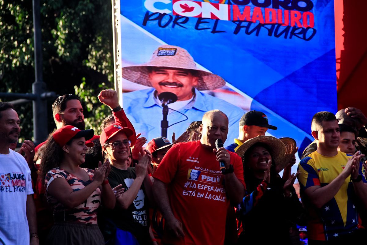 Pueblo bolivariano caminó «por la Paz y la Alegría»